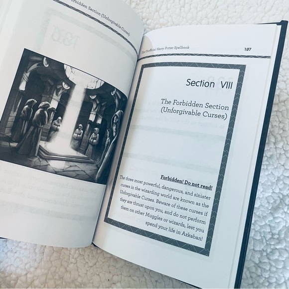 The Unofficial Harry Potter Spell Book - 2nd Edition -  Hardcover - Picture 9 of 10